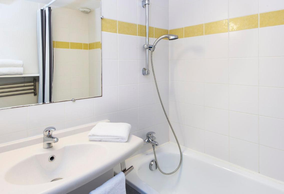 Studio Balcony